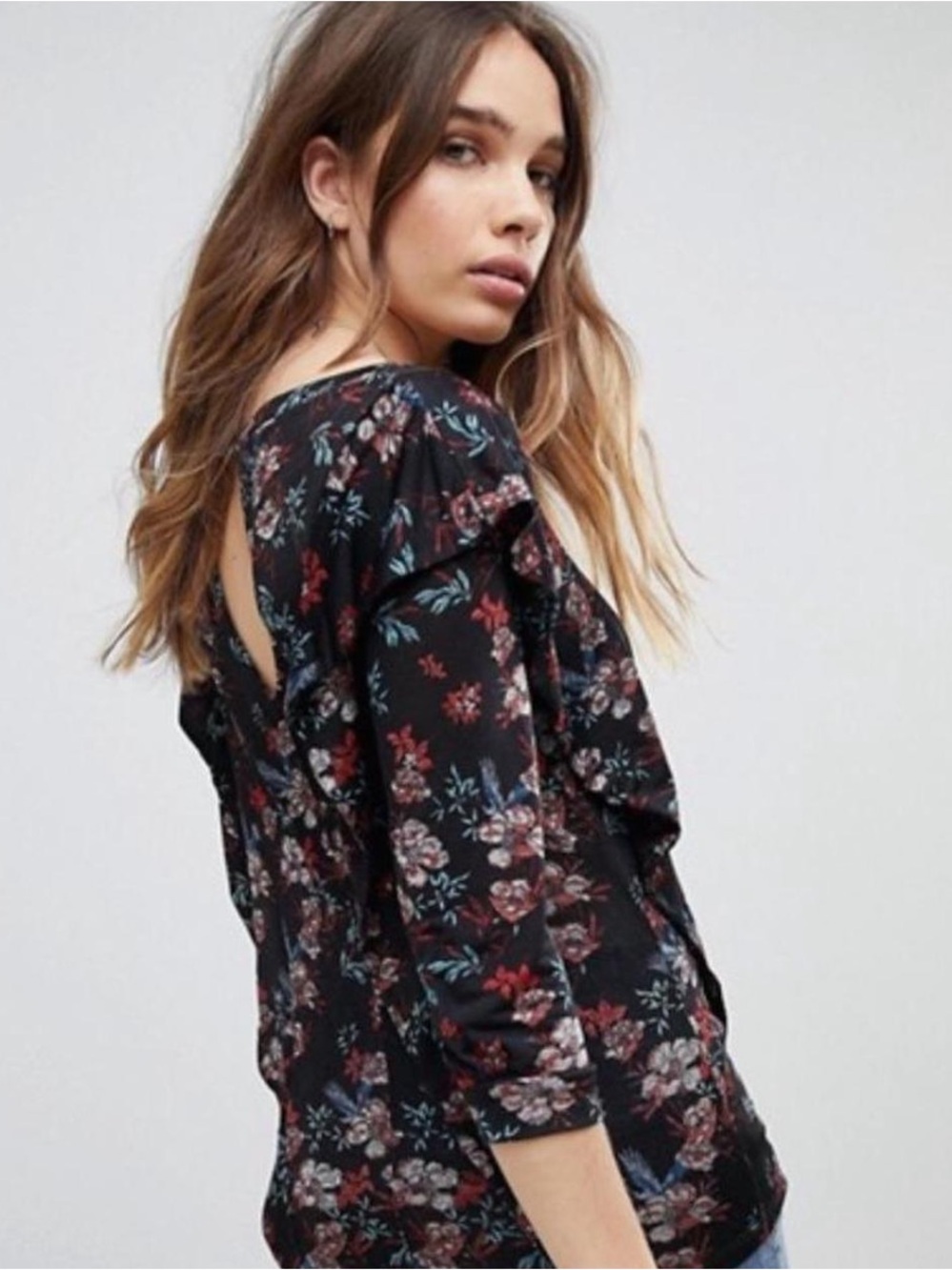 Free People Dock Street Floral Top Black Keyhole Back Ruffle NWT XS - Picture 2 of 9
